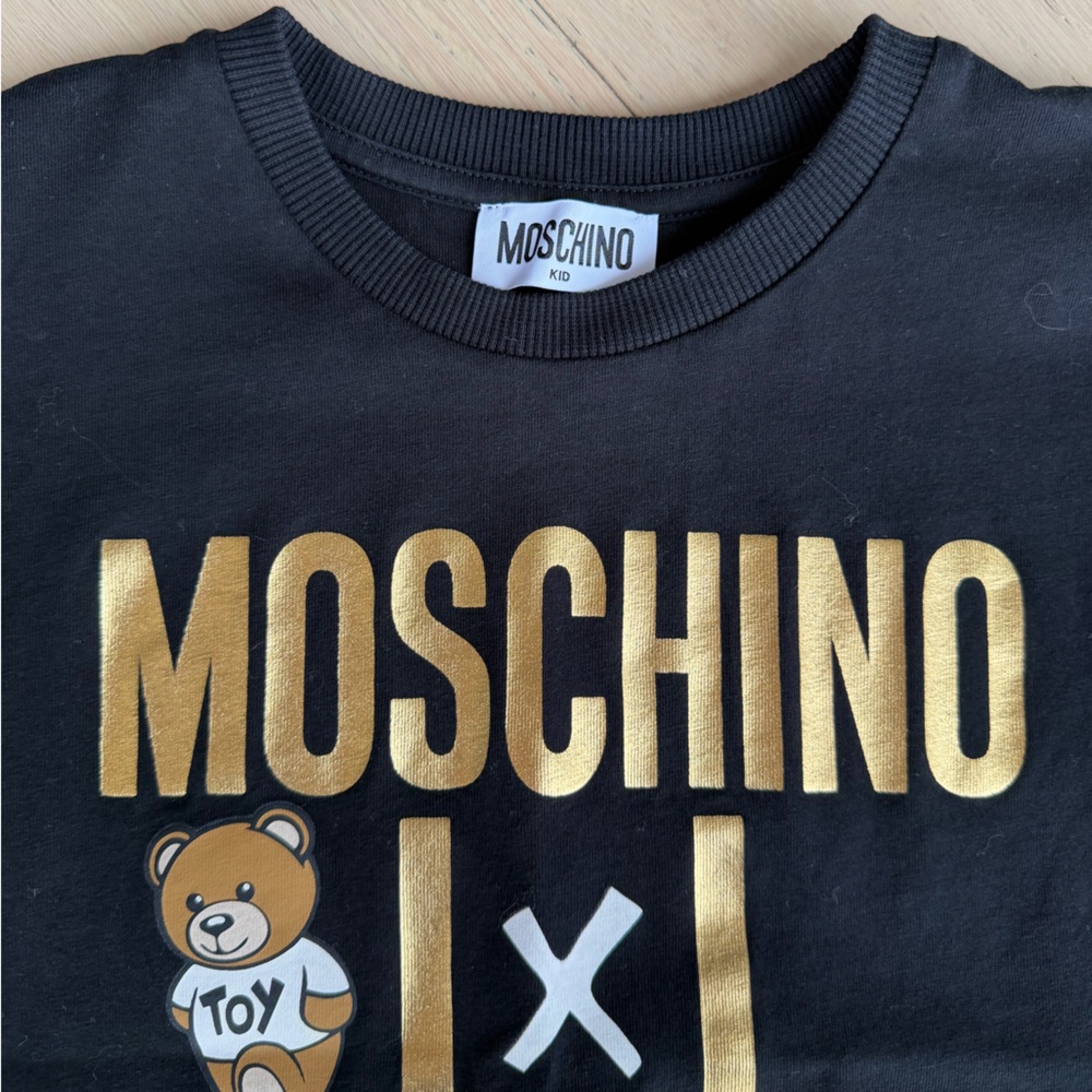 Moschino Boys/Girls Black T-shirt 4-6 yo